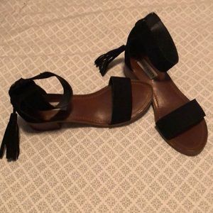 Shoes low heal ankle strap with zip up fringe